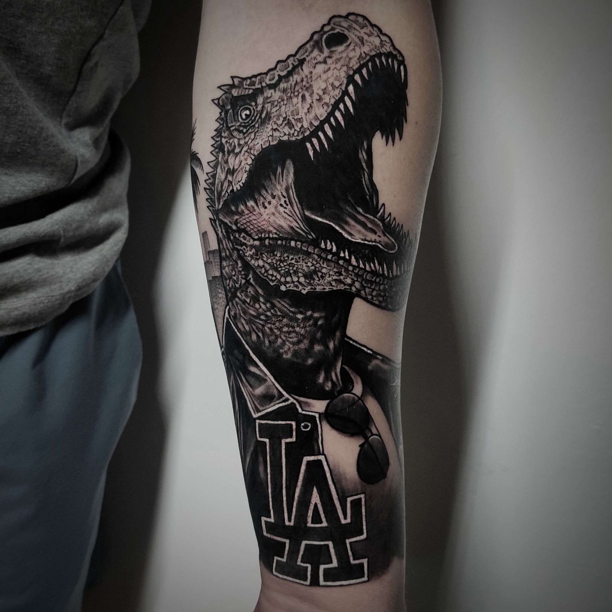 DINOCITYTATTOO – tatuaż dinozaura #11 – DINKZ ART DINOCITYTATTOO – tatuaż dinozaura #11 – DINKZ ART