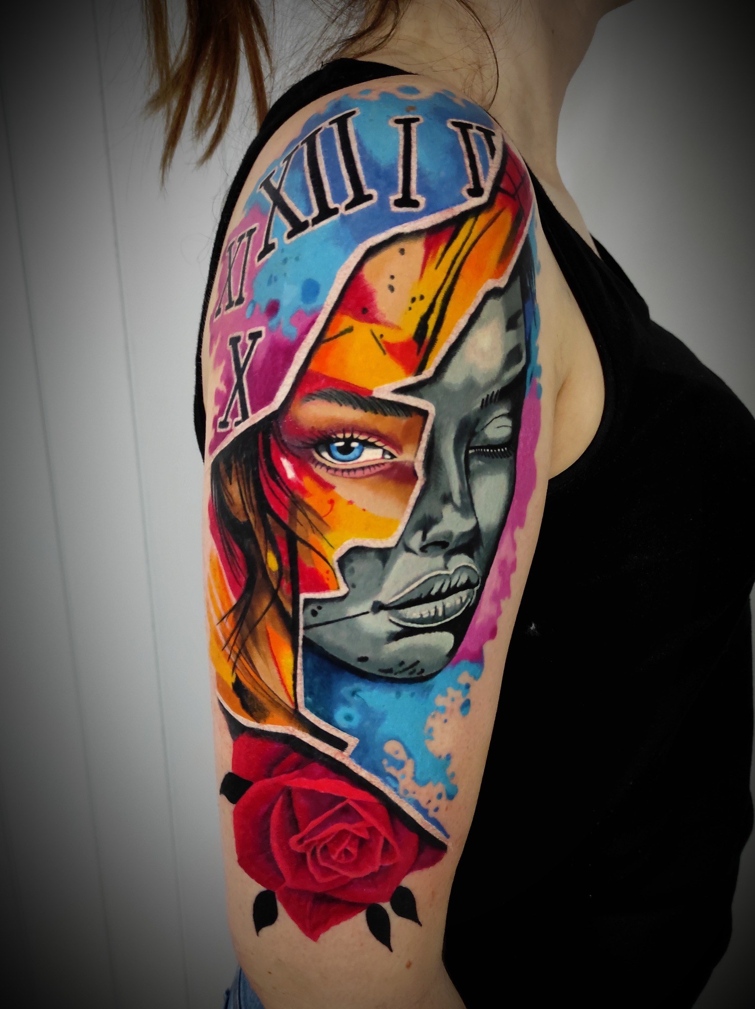 Kolorowy tatuaż portret graficzny z różą - DINKZ ART Kolorowy tatuaż portret graficzny z różą - DINKZ ART